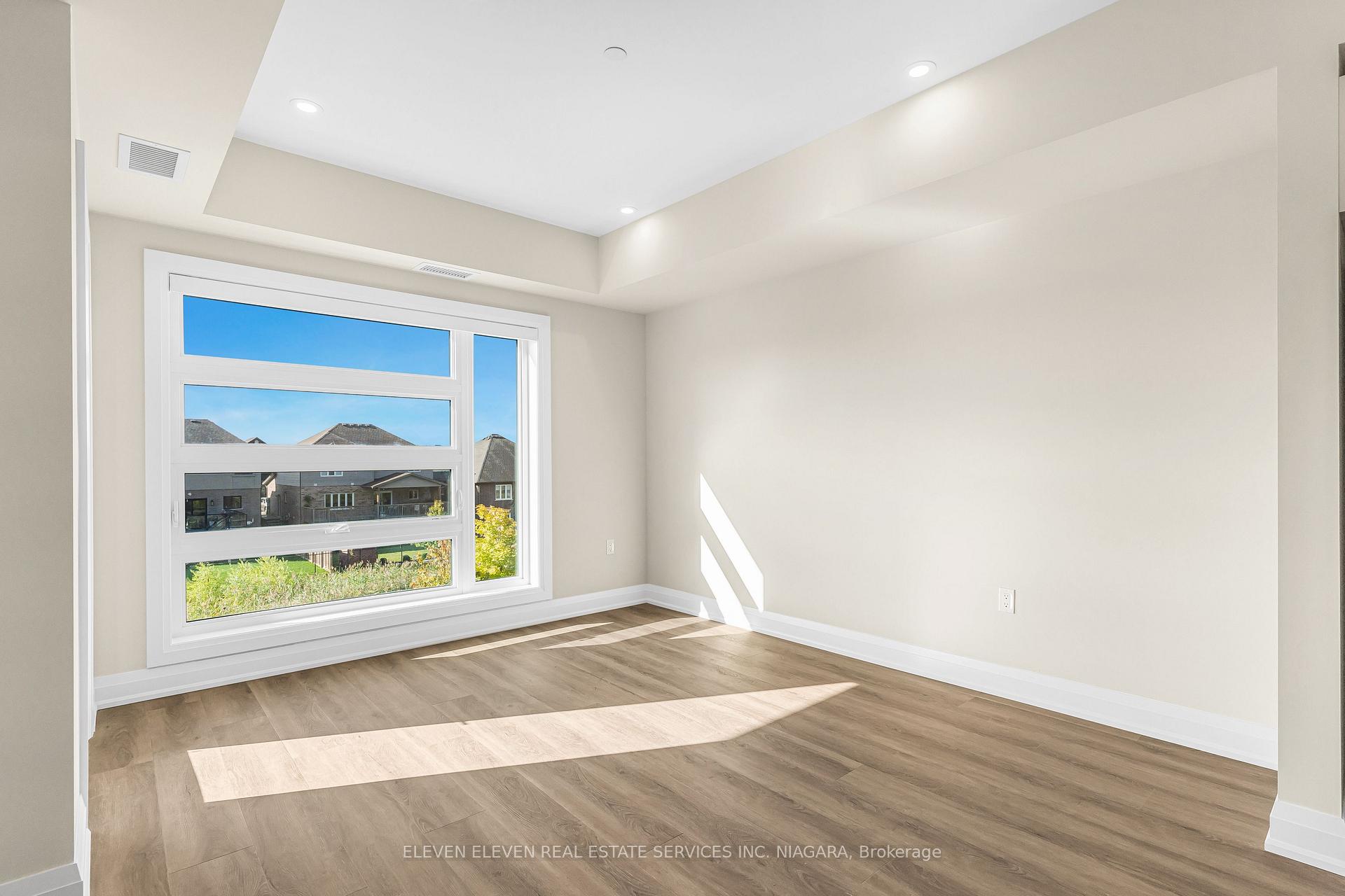 Photo 15 of Unit 206, 118 Summersides Boulevard, Pelham, Fonthill — HOMEH