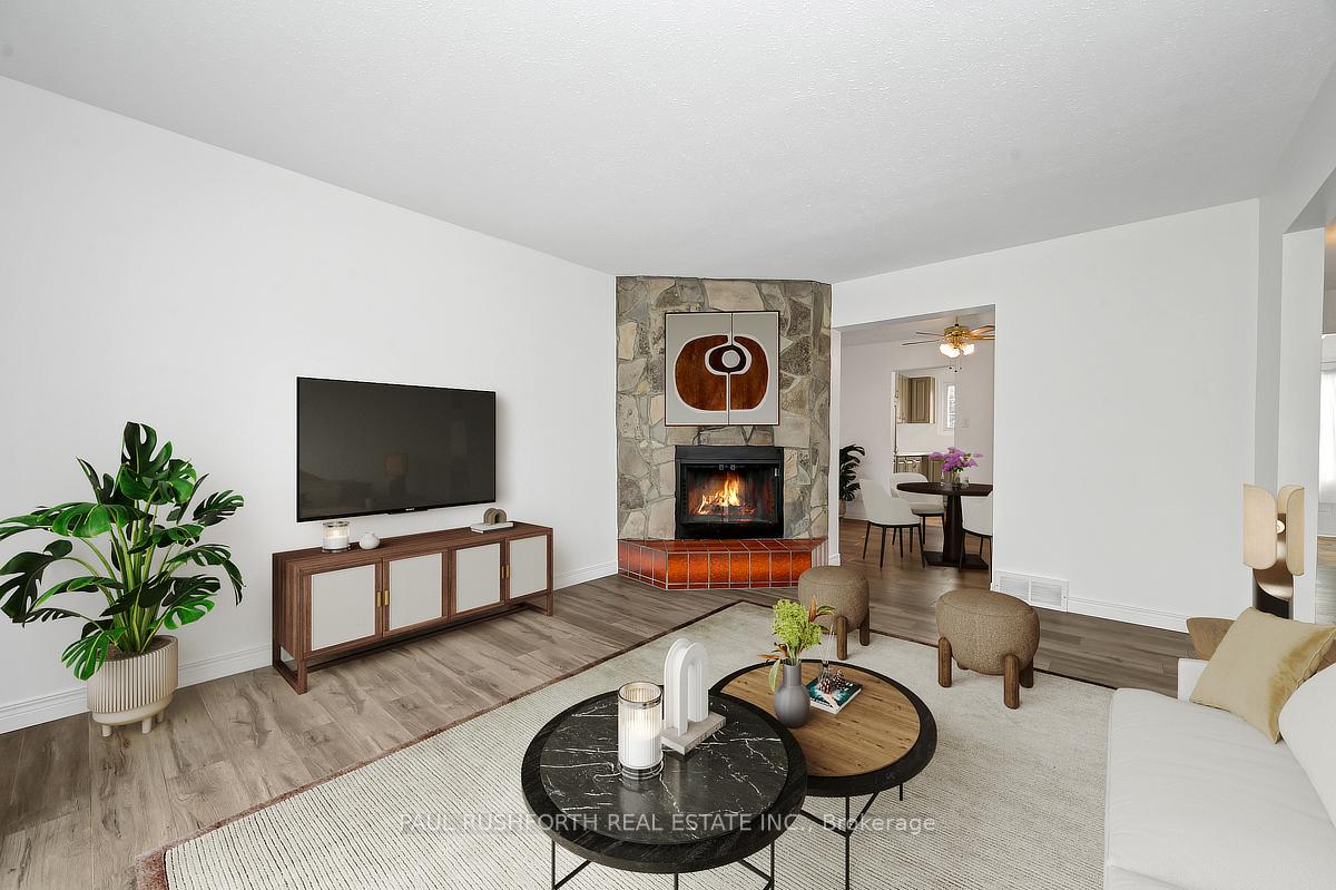 Photo 3 of Unit 8, 2300 Ogilvie Road, Ottawa, Beaconwood — HOMEH