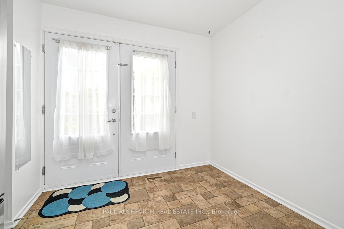 Photo 10 of Unit 8, 2300 Ogilvie Road, Ottawa, Beaconwood — HOMEH