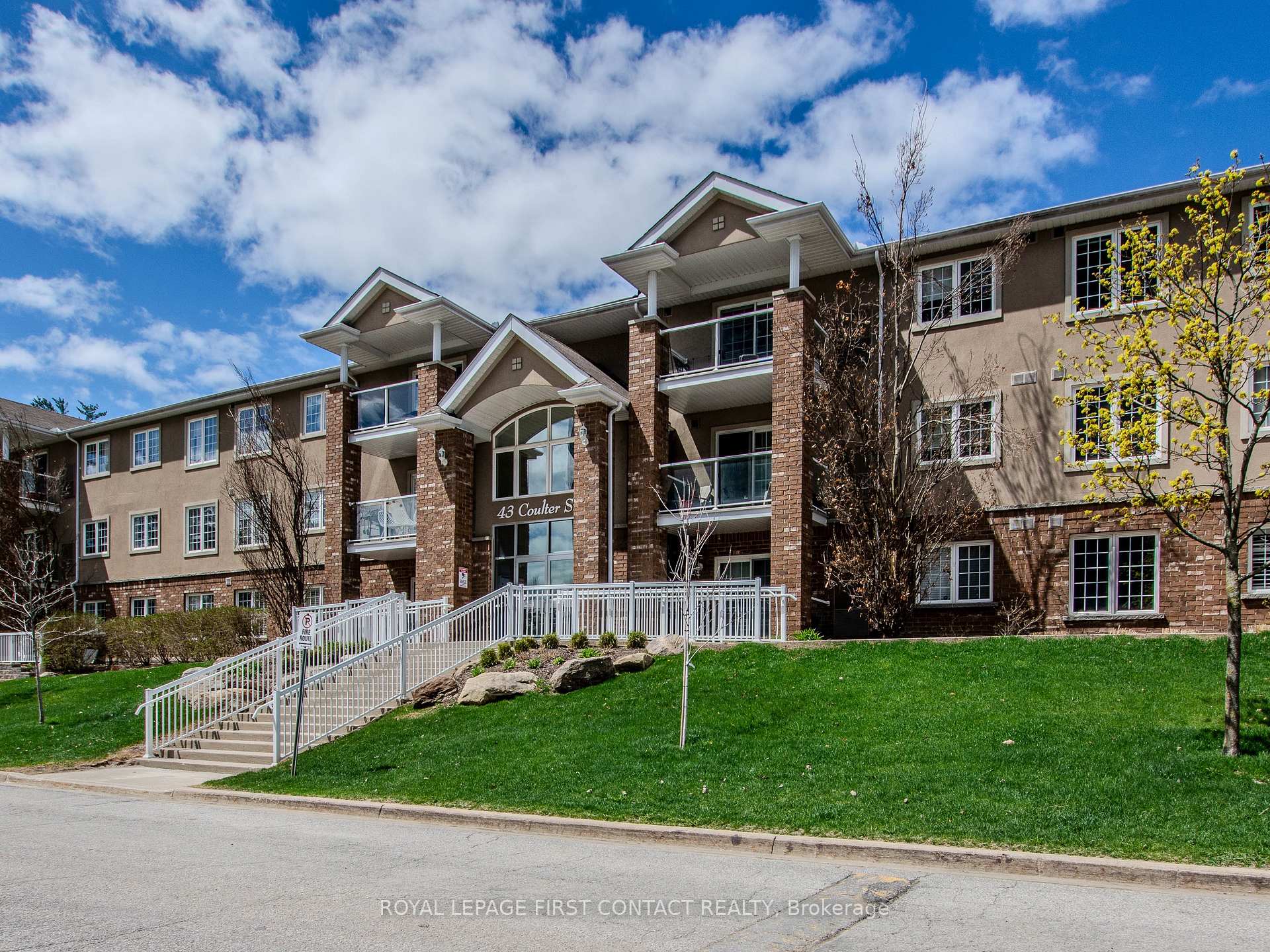Photo 1 of Unit 18, 43 Coulter Street, Barrie, Sunnidale — HOMEH