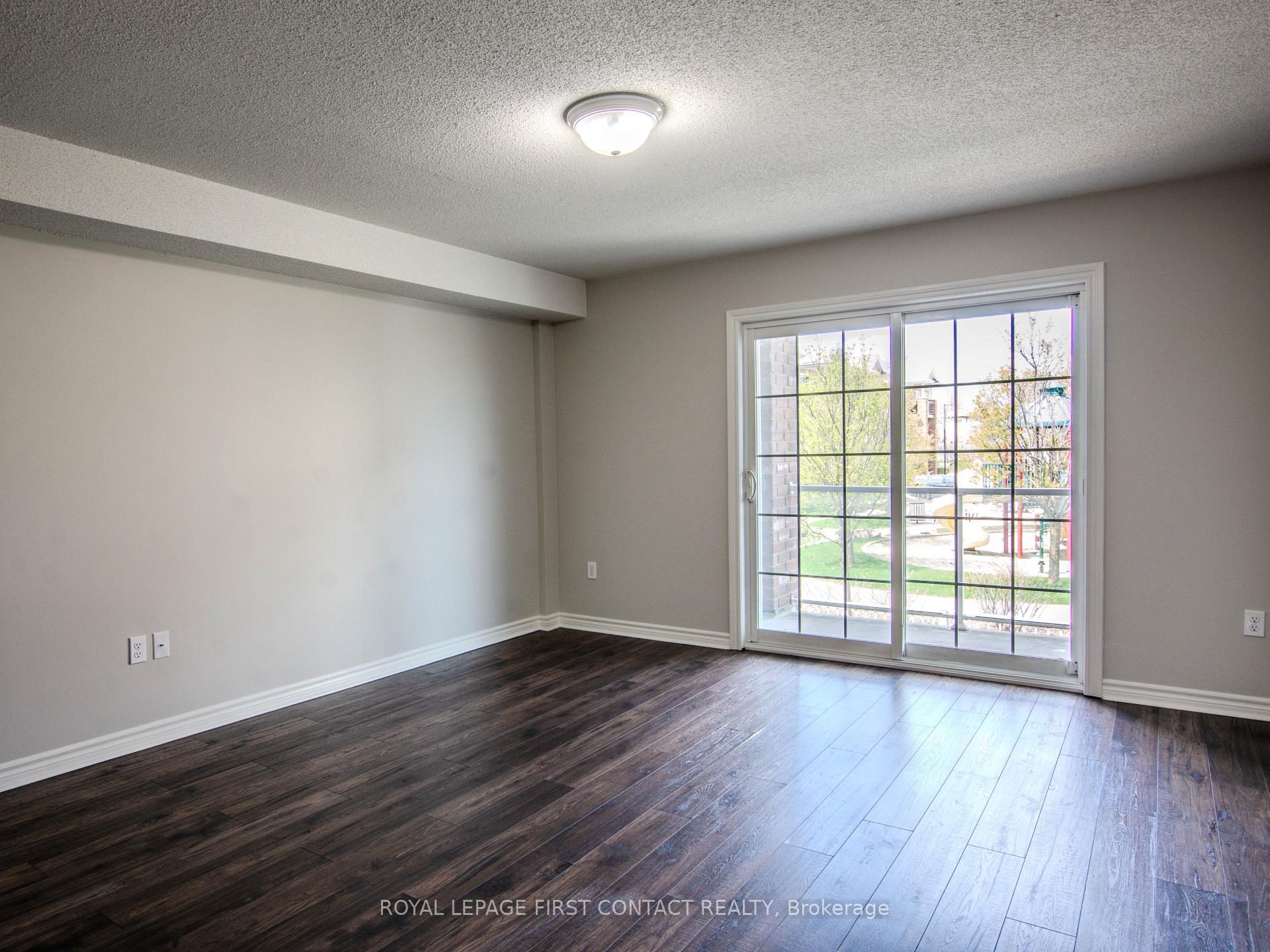 Photo 6 of Unit 18, 43 Coulter Street, Barrie, Sunnidale — HOMEH