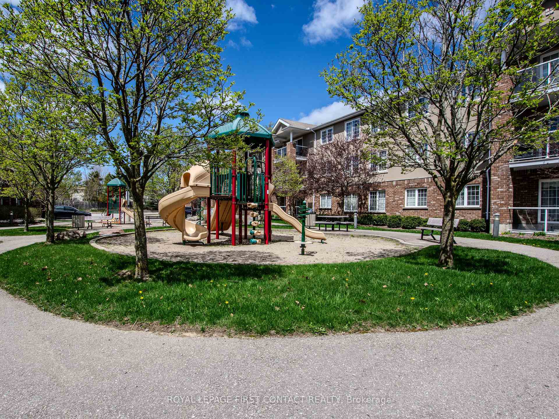 Photo 15 of Unit 18, 43 Coulter Street, Barrie, Sunnidale — HOMEH