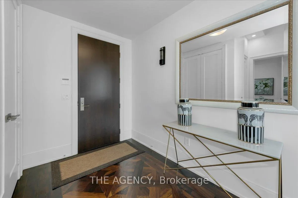 Photo 8 of Unit PH15, 70 Roehampton Avenue, Toronto, Mount Pleasant West — HOMEH