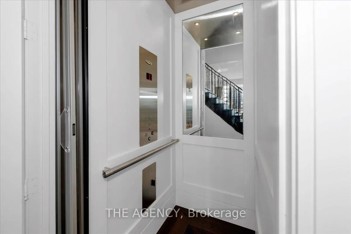 Photo 11 of Unit PH15, 70 Roehampton Avenue, Toronto, Mount Pleasant West — HOMEH