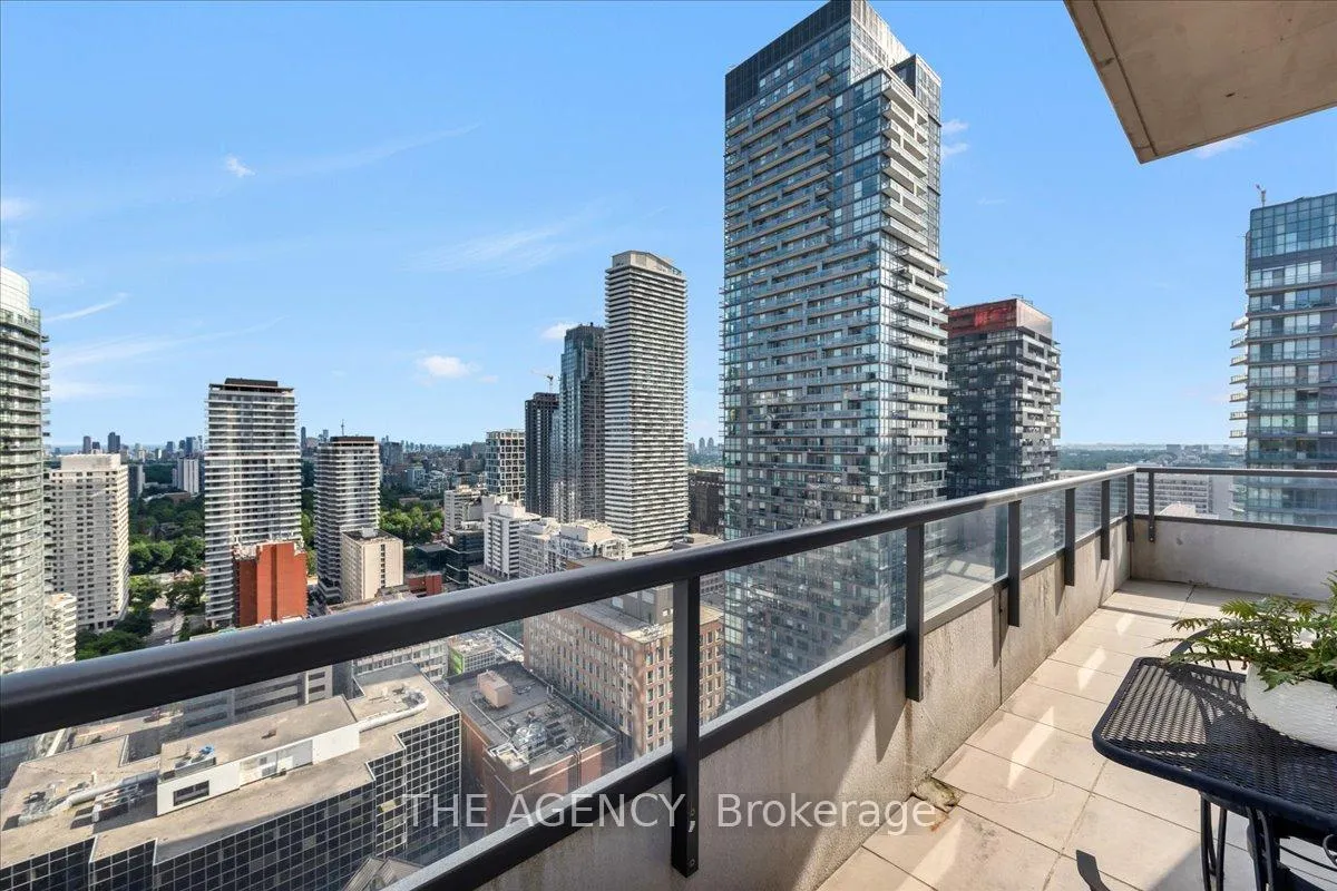 Photo 18 of Unit PH15, 70 Roehampton Avenue, Toronto, Mount Pleasant West — HOMEH