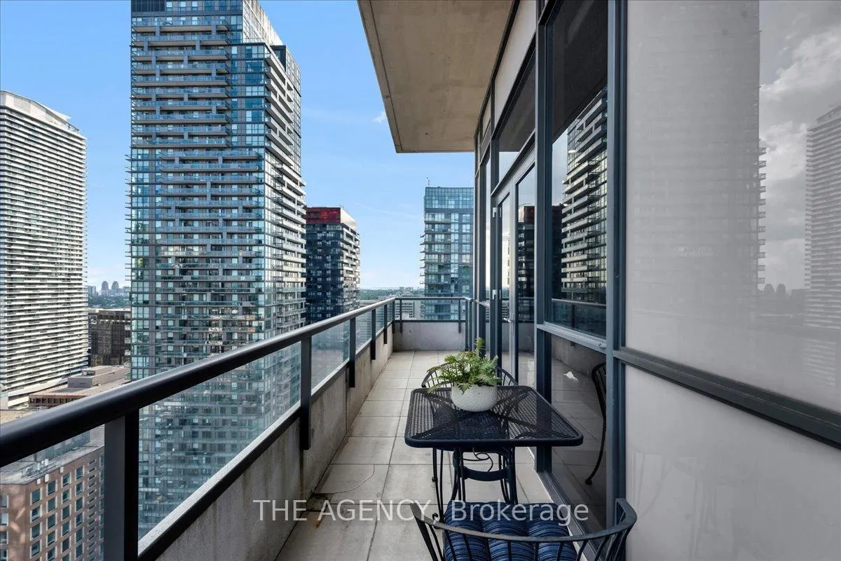 Photo 19 of Unit PH15, 70 Roehampton Avenue, Toronto, Mount Pleasant West — HOMEH