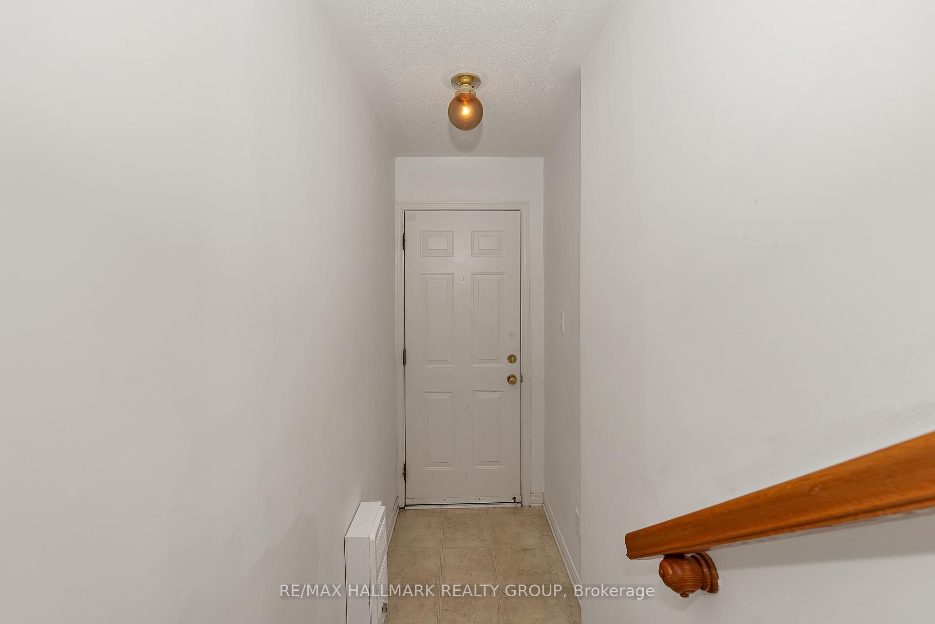 Photo 3 of 62 Lakepointe Drive, Ottawa, Avalon East — HOMEH