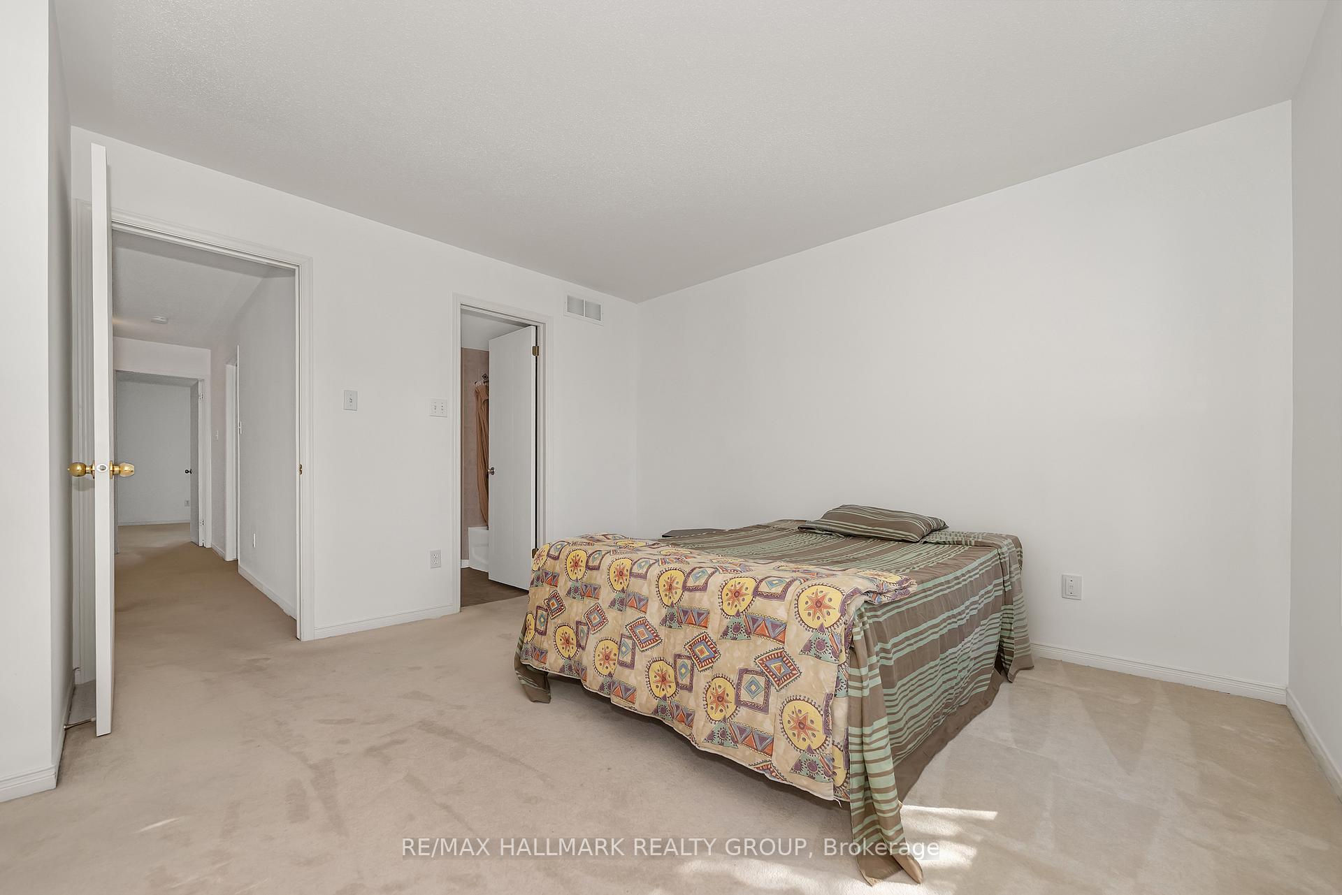 Photo 22 of 62 Lakepointe Drive, Ottawa, Avalon East — HOMEH