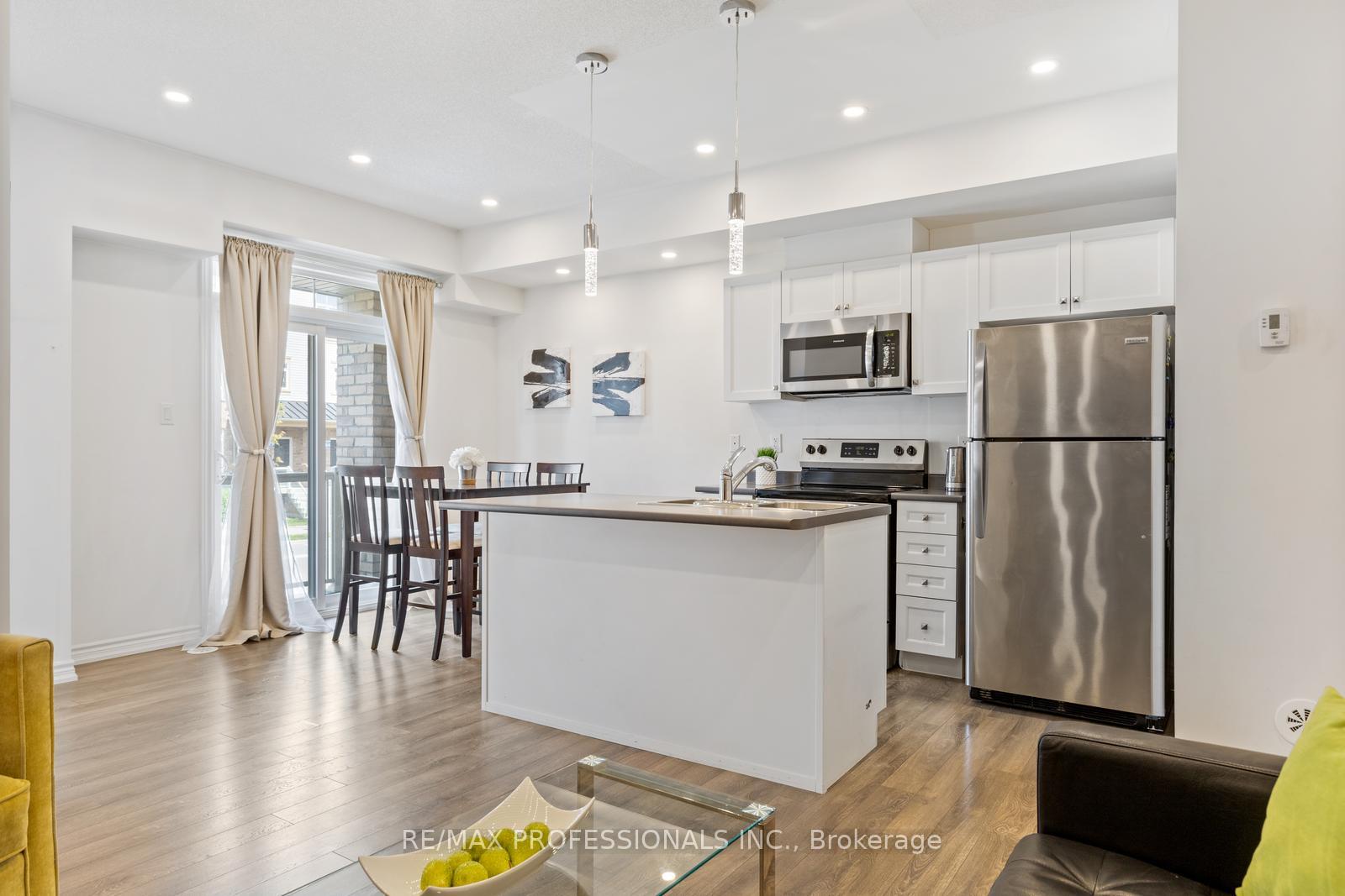 Photo 5 of 1767 Rex Heath Drive, Pickering, Duffin Heights — HOMEH