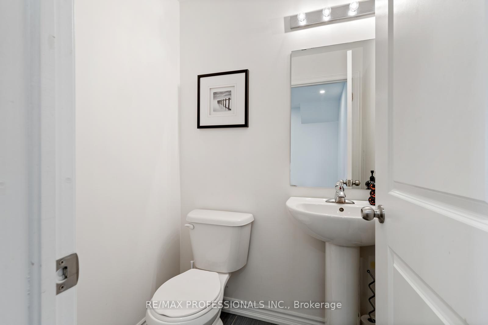 Photo 8 of 1767 Rex Heath Drive, Pickering, Duffin Heights — HOMEH
