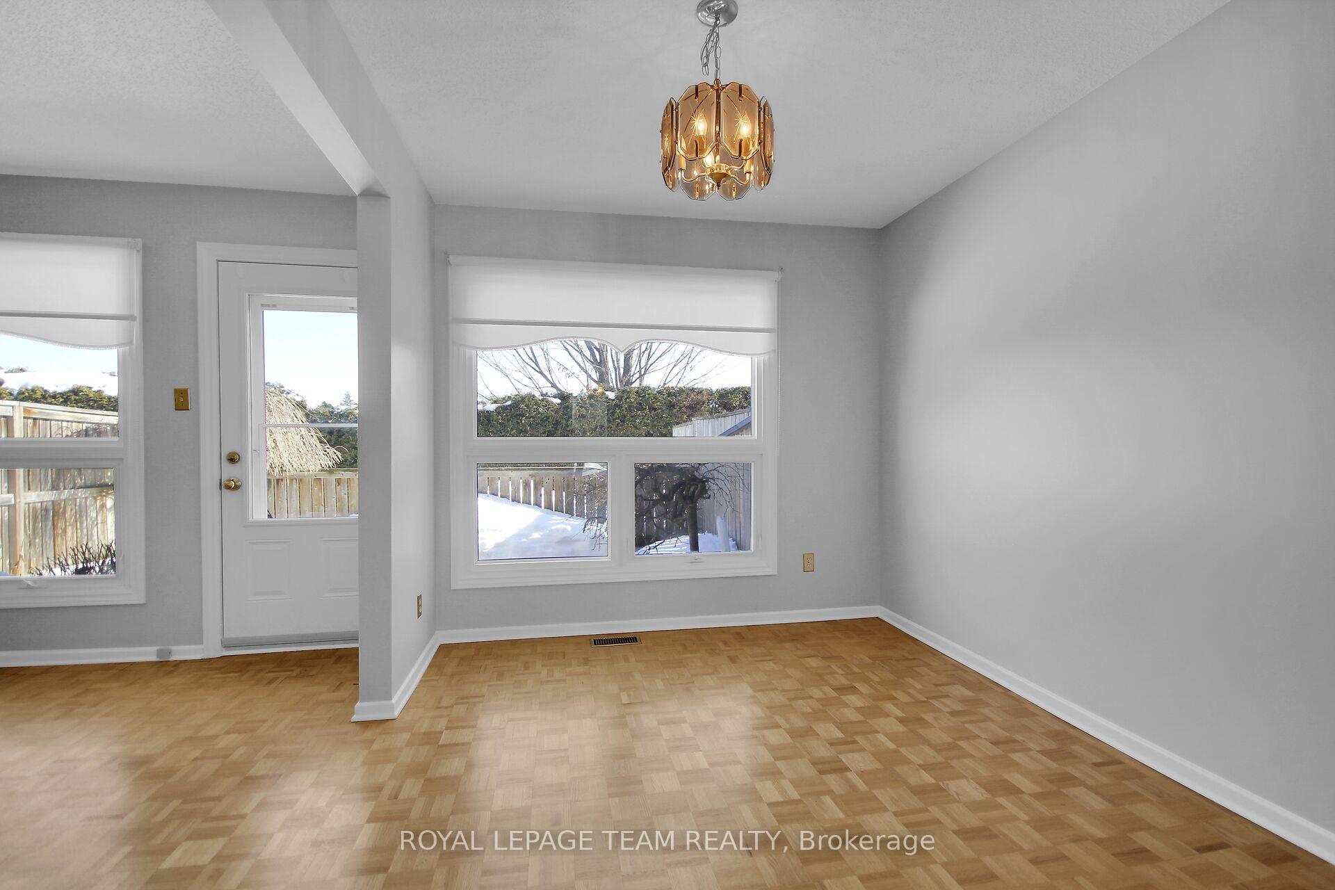 Photo 7 of 70 Rutherford Way, Ottawa, Kanata - Beaverbrook — HOMEH