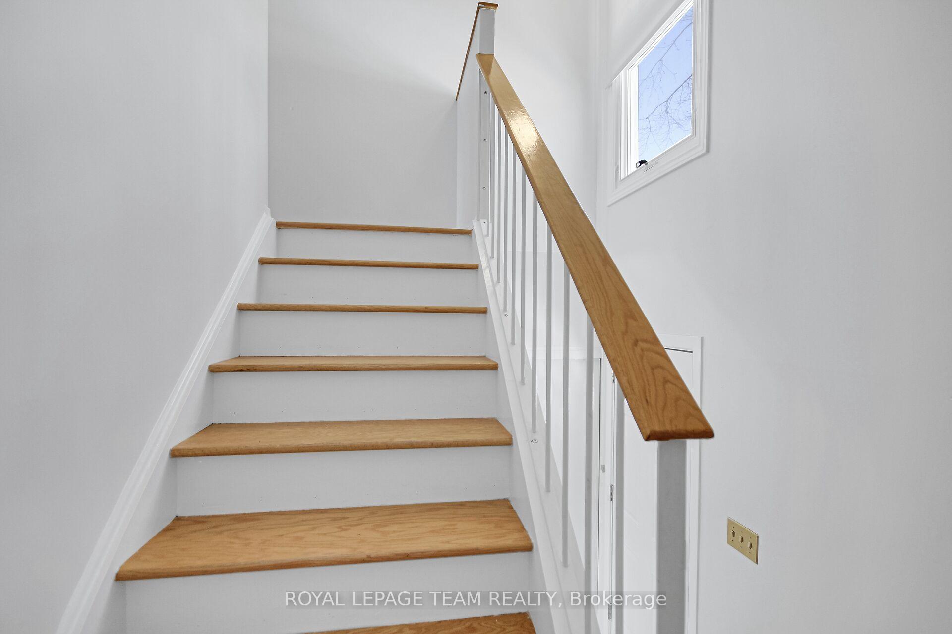 Photo 12 of 70 Rutherford Way, Ottawa, Kanata - Beaverbrook — HOMEH