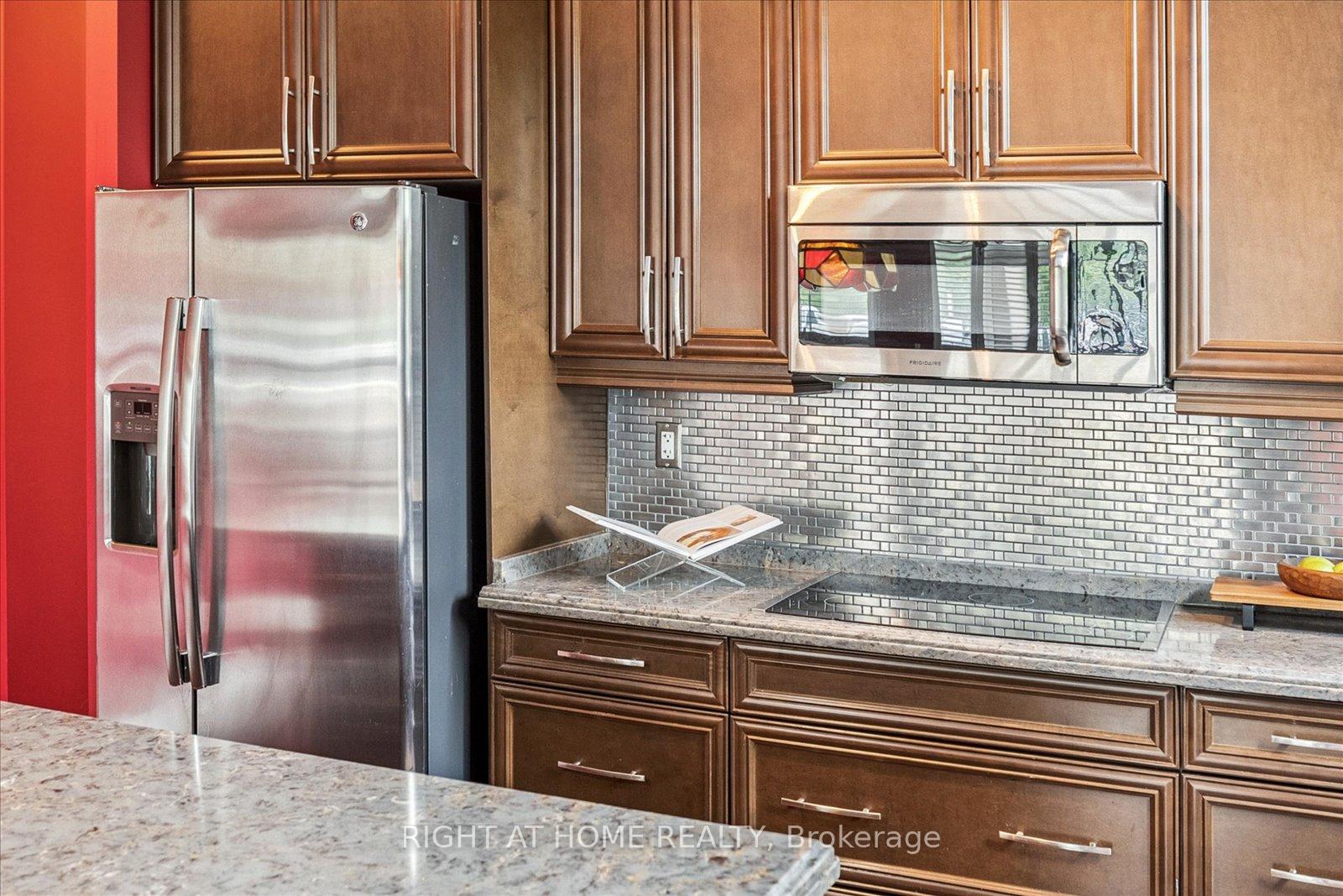 Photo 28 of Unit 128, 180 John West Way, Aurora, Bayview Wellington — HOMEH