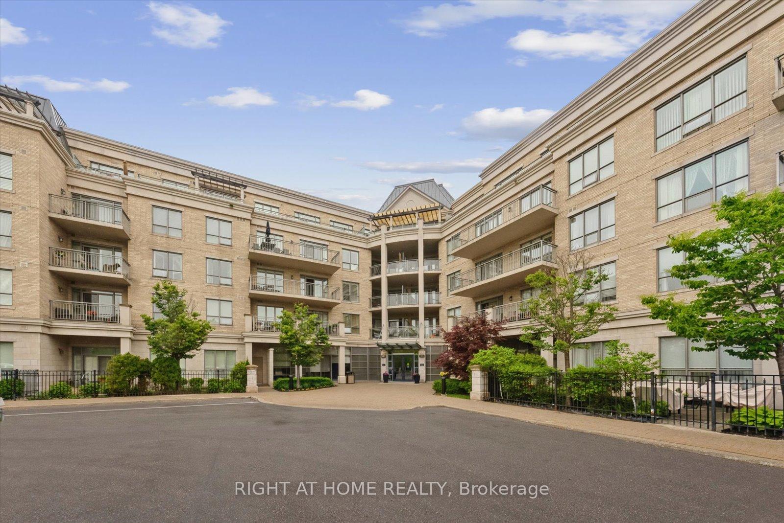 Photo 3 of Unit 128, 180 John West Way, Aurora, Bayview Wellington — HOMEH