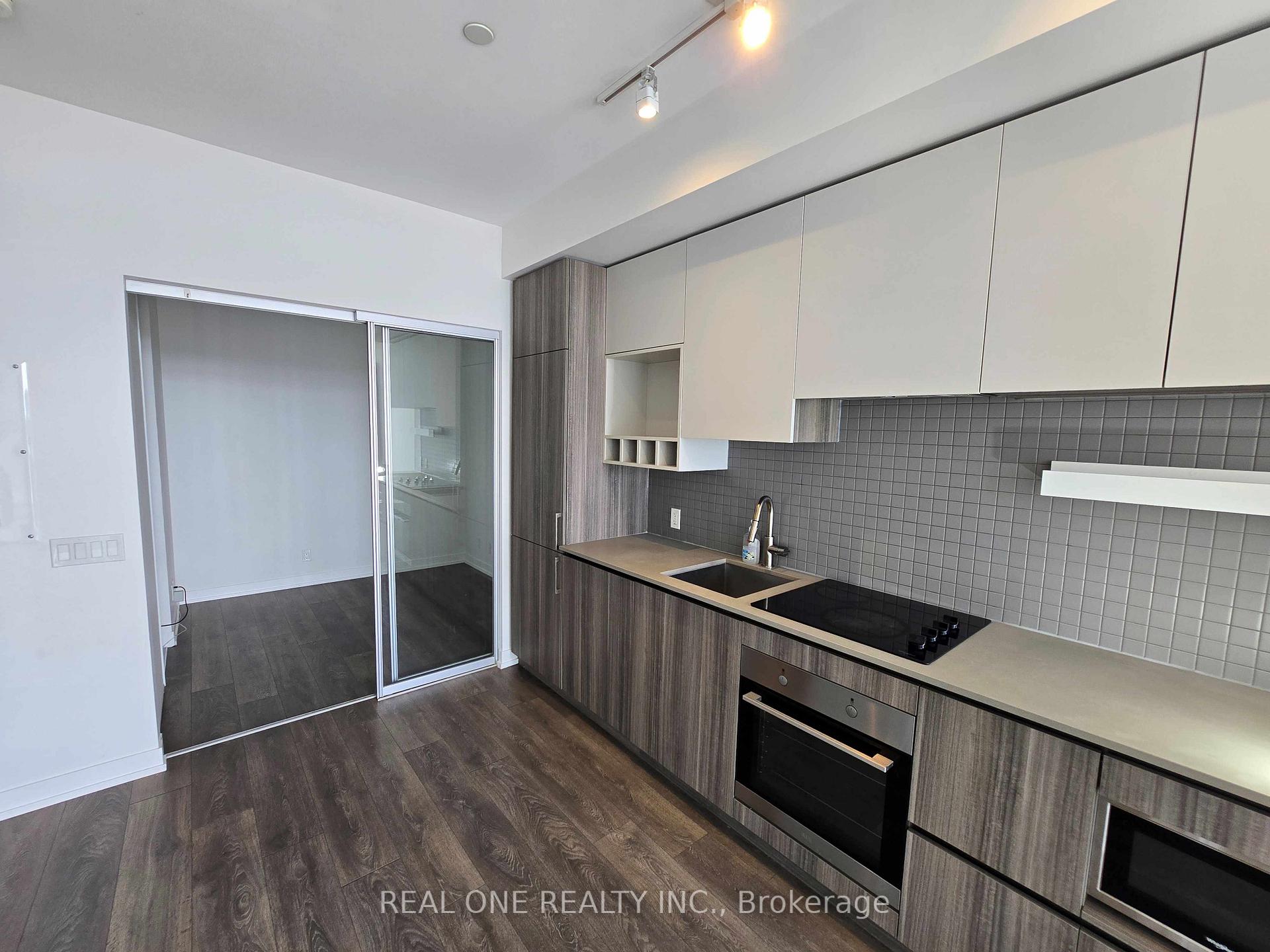 Photo 2 of Unit 2807, 898 Portage Parkway, Vaughan, Vaughan Corporate Centre — HOMEH