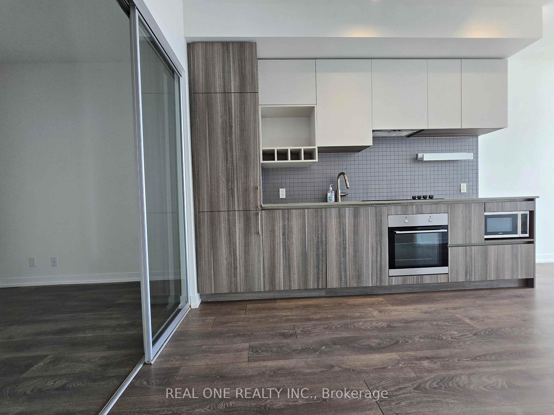 Photo 9 of Unit 2807, 898 Portage Parkway, Vaughan, Vaughan Corporate Centre — HOMEH