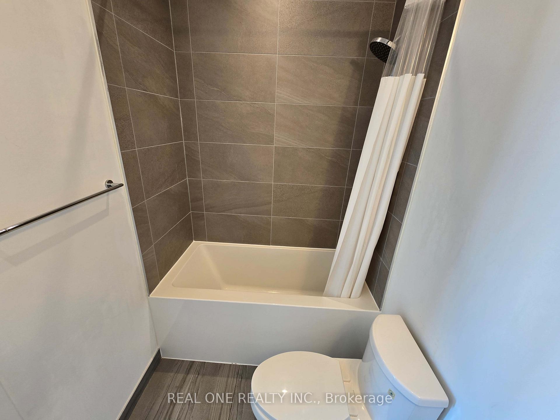 Photo 31 of Unit 2807, 898 Portage Parkway, Vaughan, Vaughan Corporate Centre — HOMEH