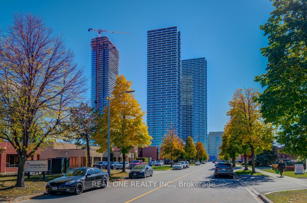 Photo 37 of Unit 2807, 898 Portage Parkway, Vaughan, Vaughan Corporate Centre — HOMEH