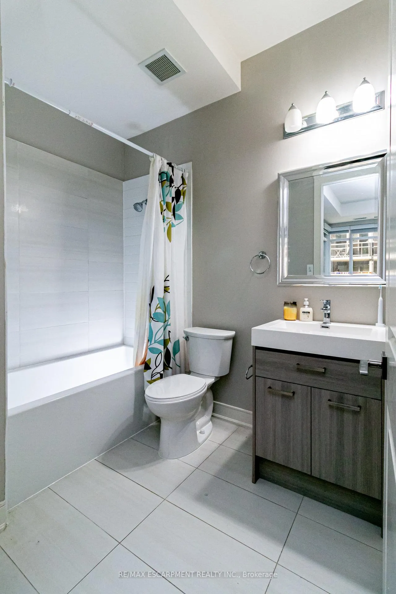 Photo 10 of Unit 801, 150 Main Street W, Hamilton, Central — HOMEH