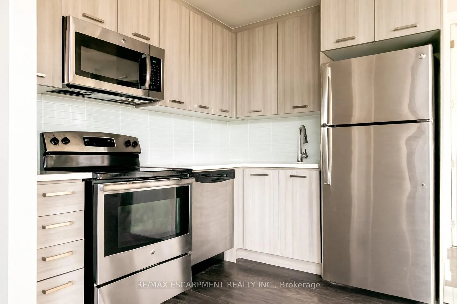 Photo 20 of Unit 801, 150 Main Street W, Hamilton, Central — HOMEH