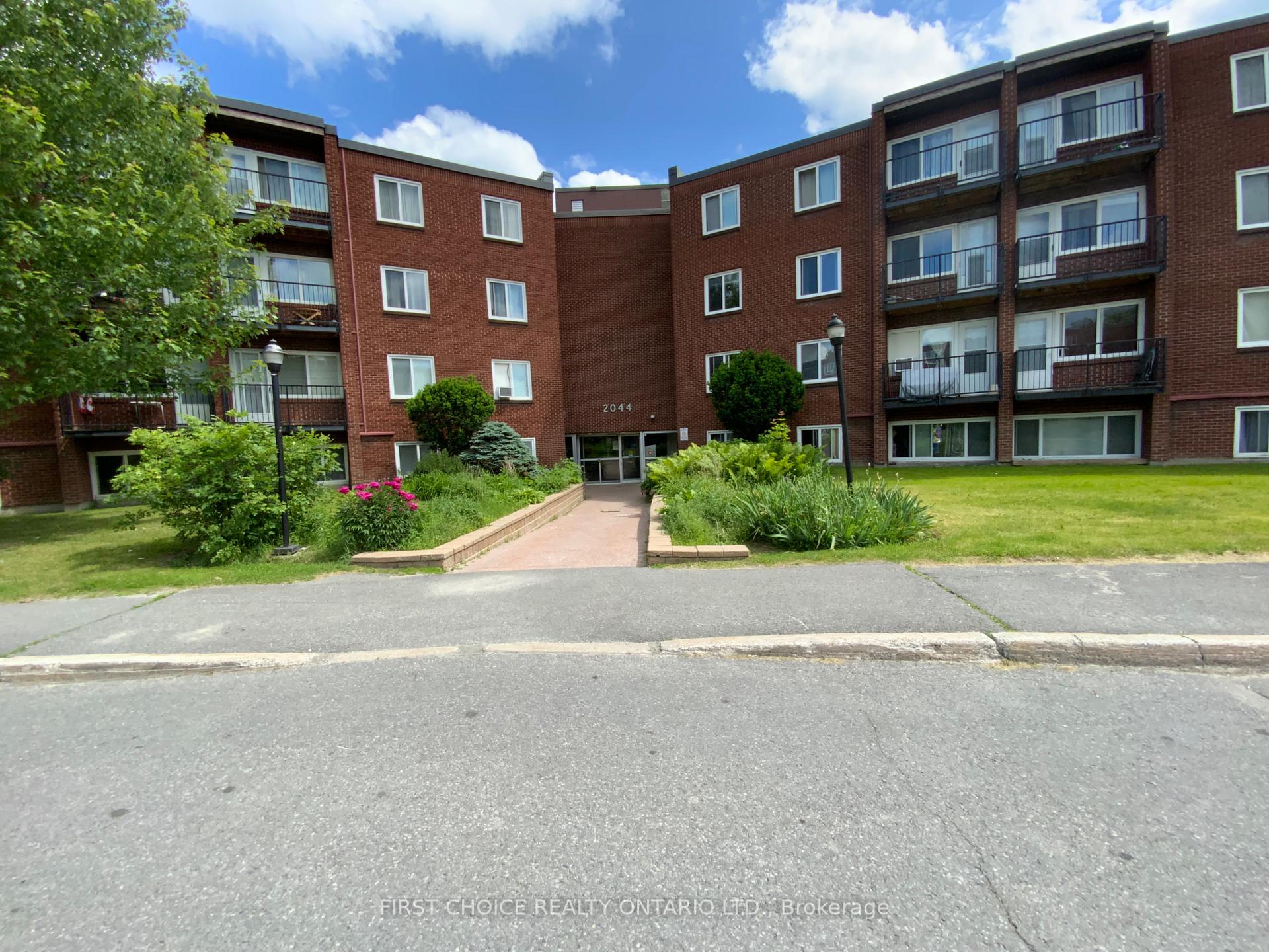 Photo 1 of Unit 408C, 2044 Arrowsmith Drive, Ottawa, Beacon Hill South — HOMEH