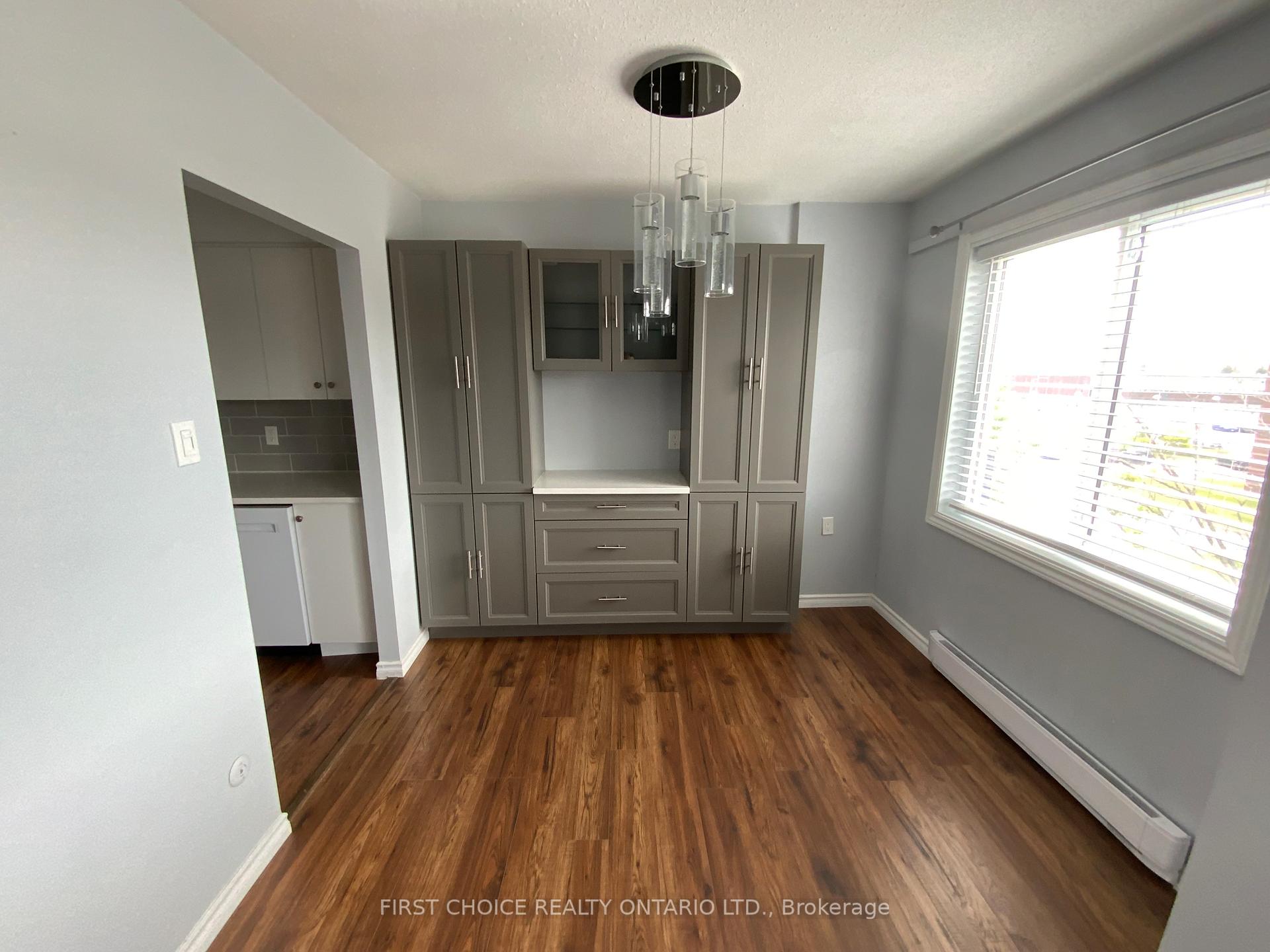 Photo 6 of Unit 408C, 2044 Arrowsmith Drive, Ottawa, Beacon Hill South — HOMEH