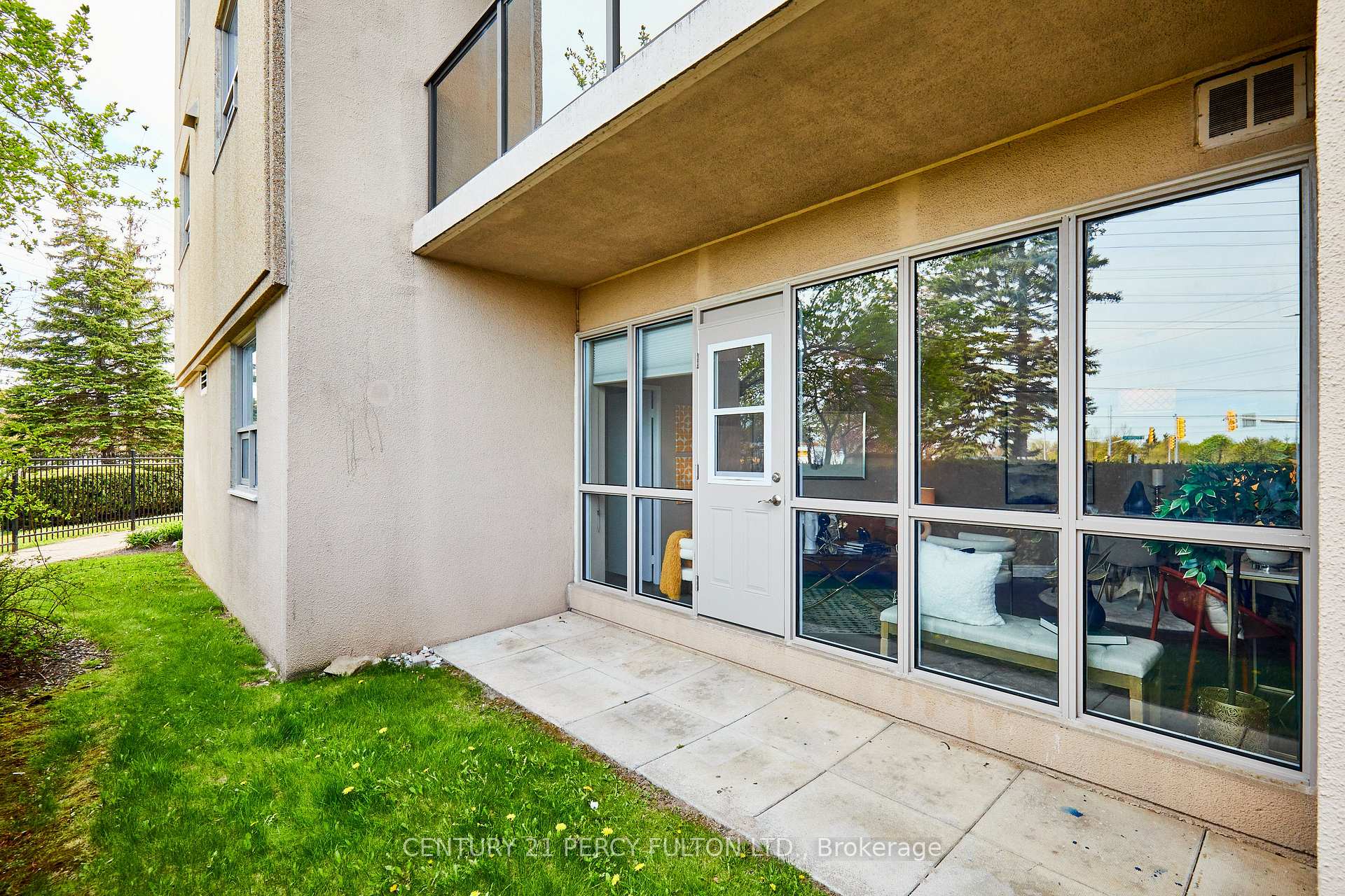 Photo 19 of Unit 102, 2 Westney Road N, Ajax, Central West — HOMEH