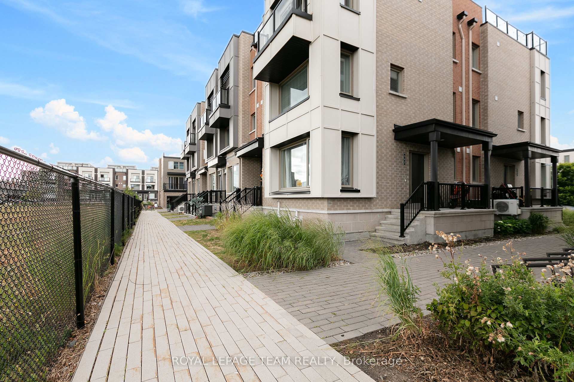Photo 2 of Unit 75, 563 Ozawa Private, Ottawa, CFB Rockcliffe and Area — HOMEH