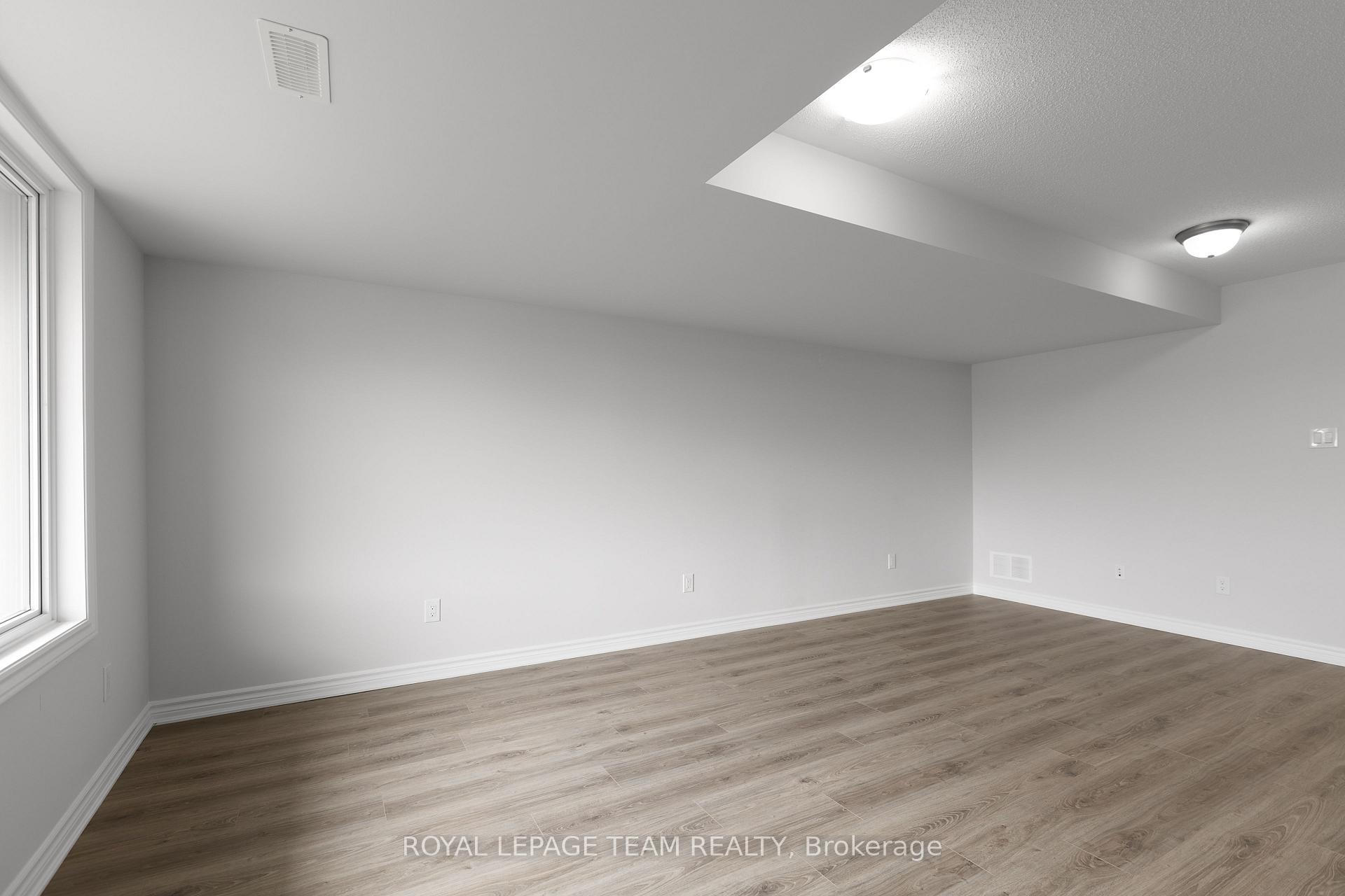 Photo 12 of Unit 75, 563 Ozawa Private, Ottawa, CFB Rockcliffe and Area — HOMEH