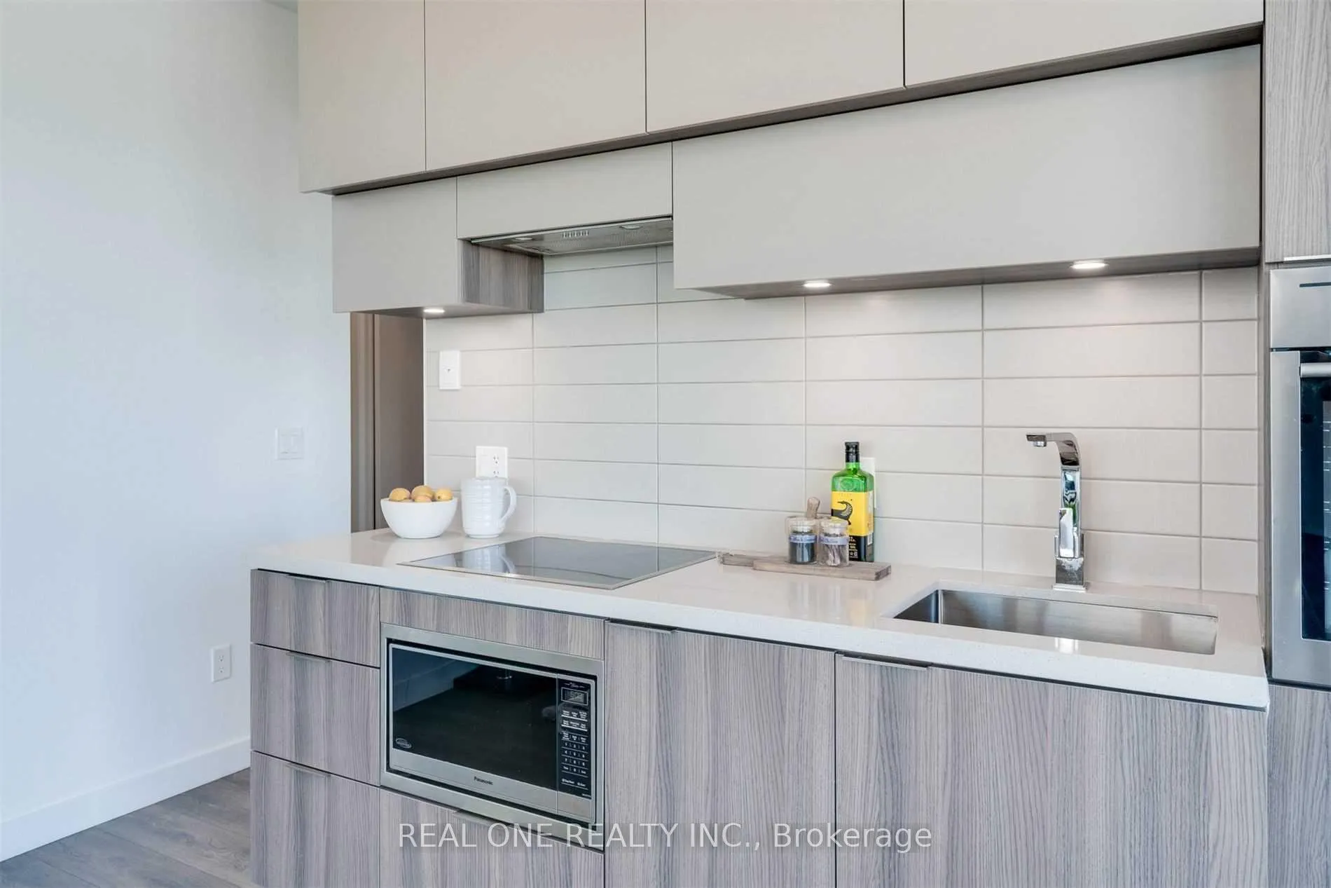 Photo 20 of Unit 5011, 8 Eglinton Avenue E, Toronto, Mount Pleasant West — HOMEH
