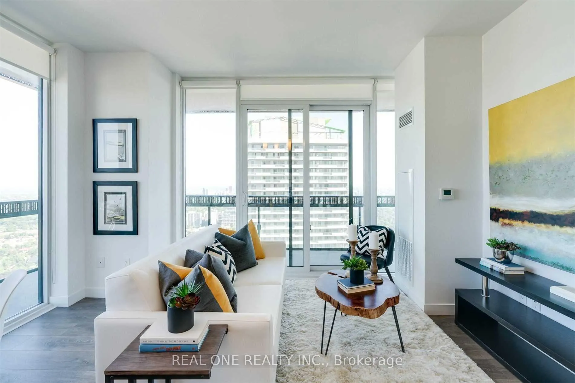 Photo 22 of Unit 5011, 8 Eglinton Avenue E, Toronto, Mount Pleasant West — HOMEH
