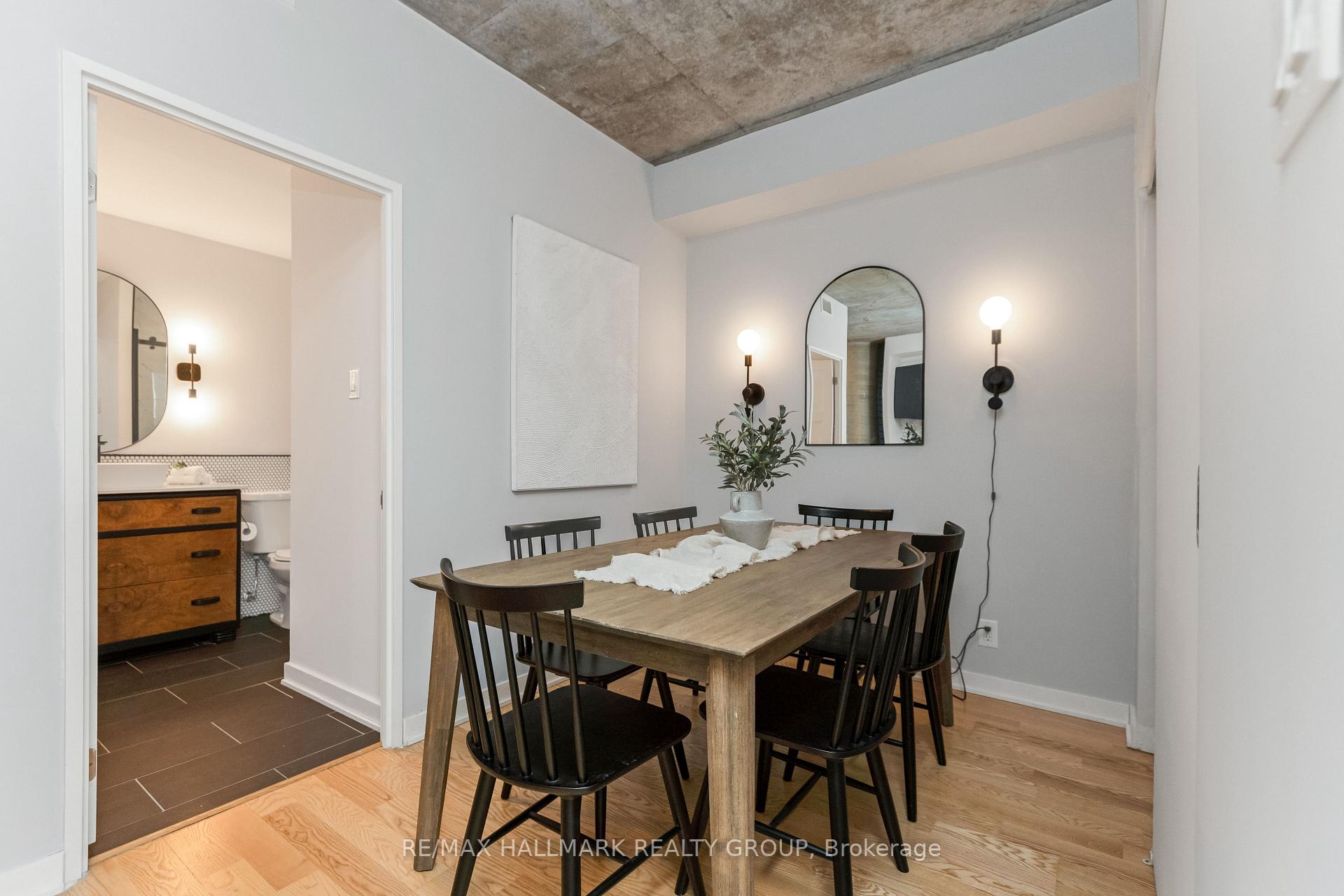 Photo 5 of Unit 1908, 324 Laurier Avenue W, Ottawa, Ottawa Centre — HOMEH