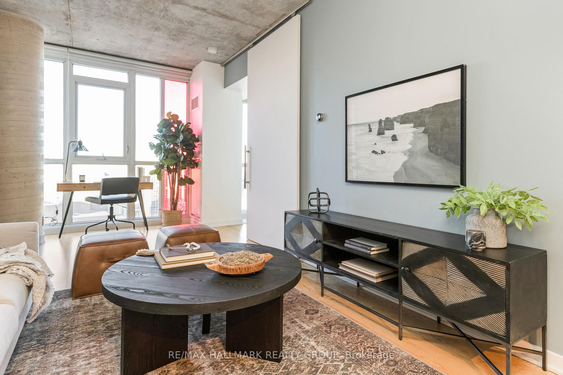 Photo 13 of Unit 1908, 324 Laurier Avenue W, Ottawa, Ottawa Centre — HOMEH