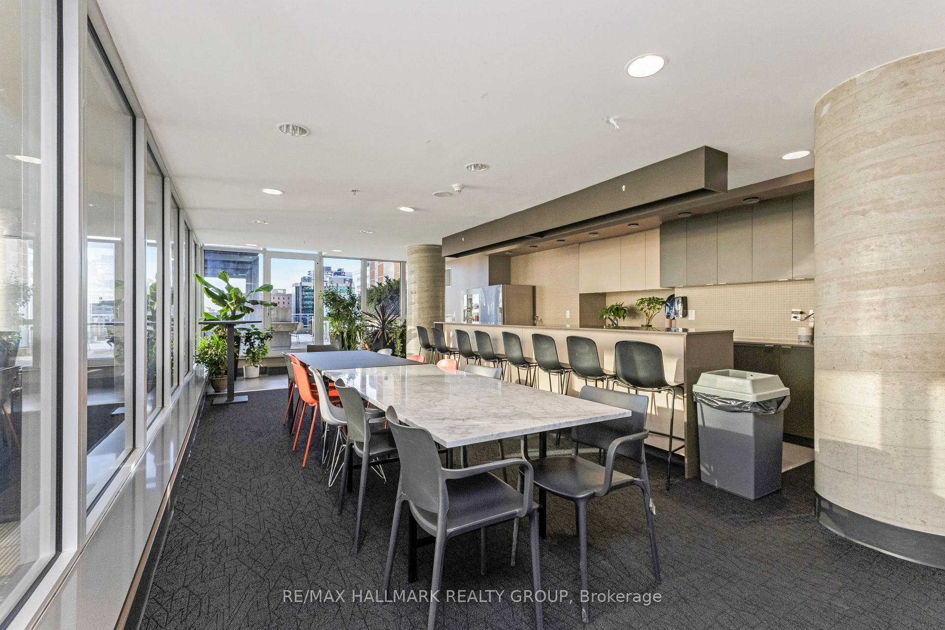 Photo 25 of Unit 1908, 324 Laurier Avenue W, Ottawa, Ottawa Centre — HOMEH