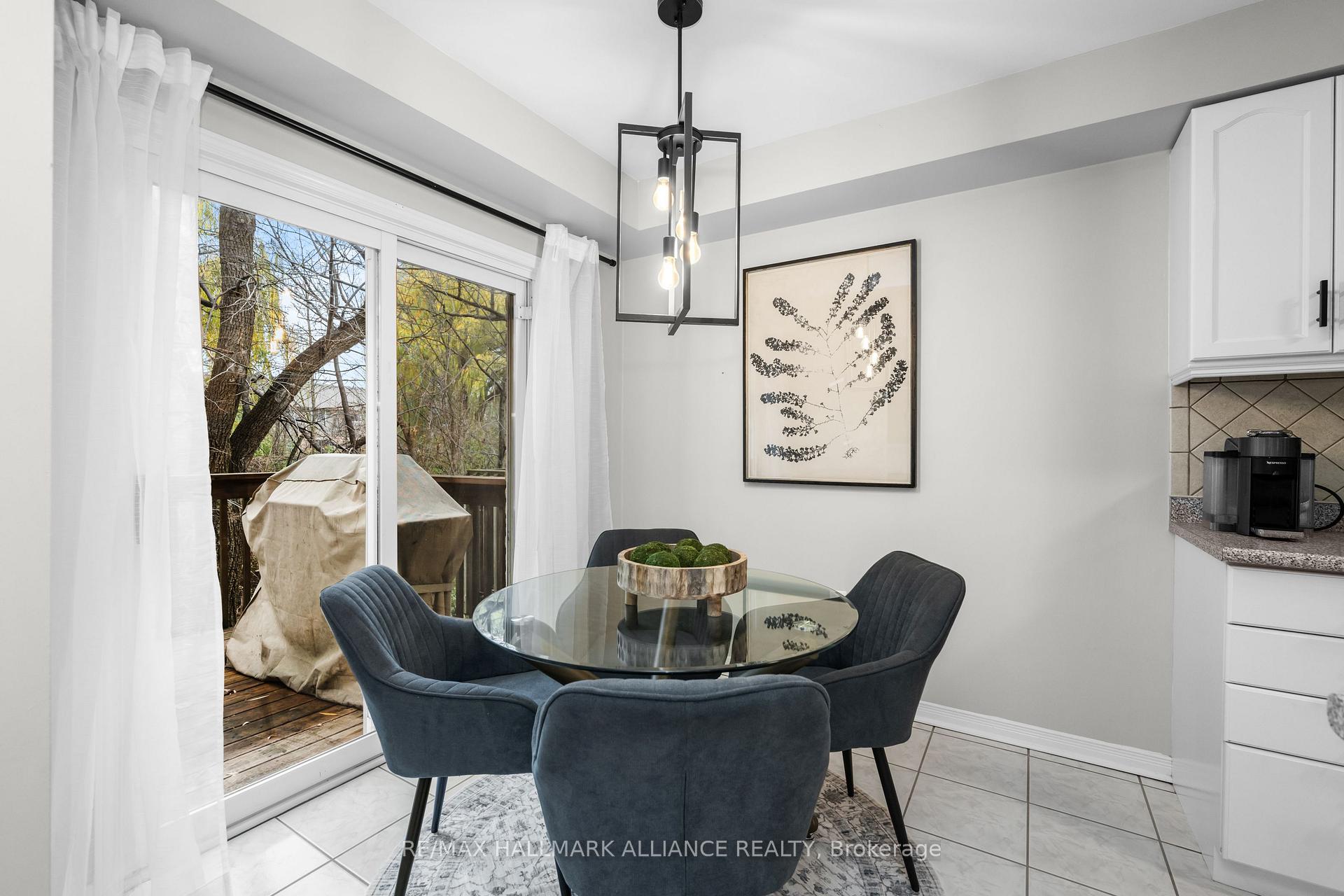 Photo 8 of Unit 36, 76 Frances Avenue, Hamilton, Stoney Creek — HOMEH
