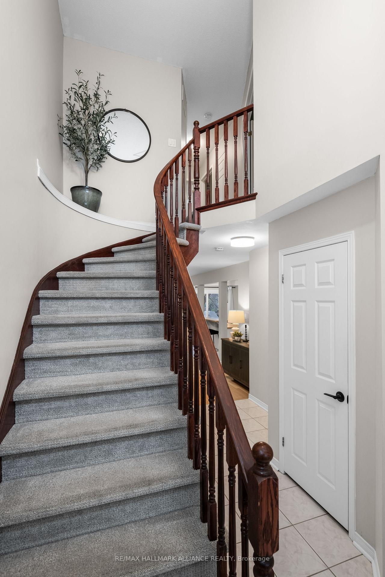 Photo 16 of Unit 36, 76 Frances Avenue, Hamilton, Stoney Creek — HOMEH