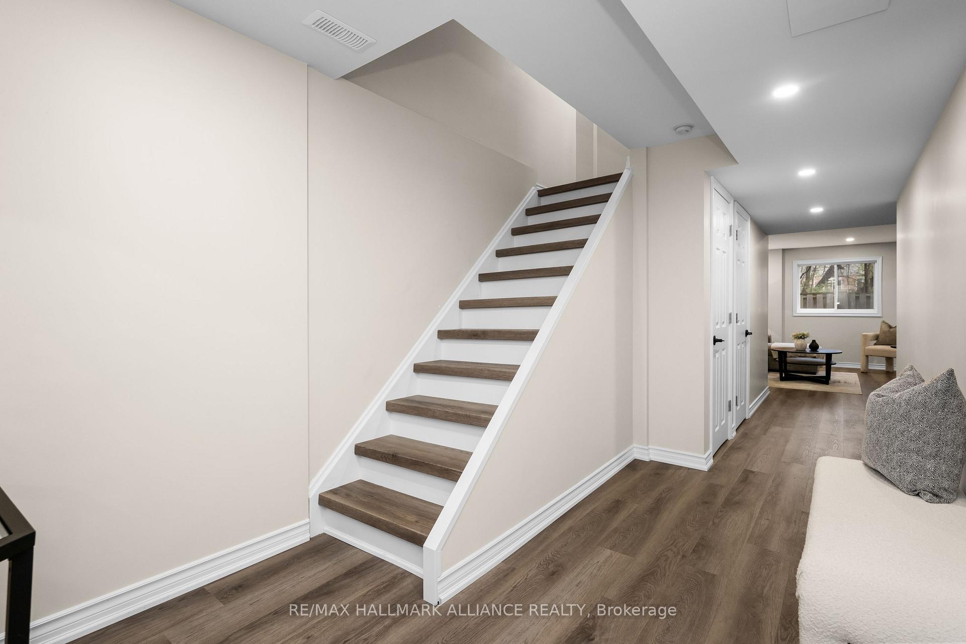 Photo 28 of Unit 36, 76 Frances Avenue, Hamilton, Stoney Creek — HOMEH