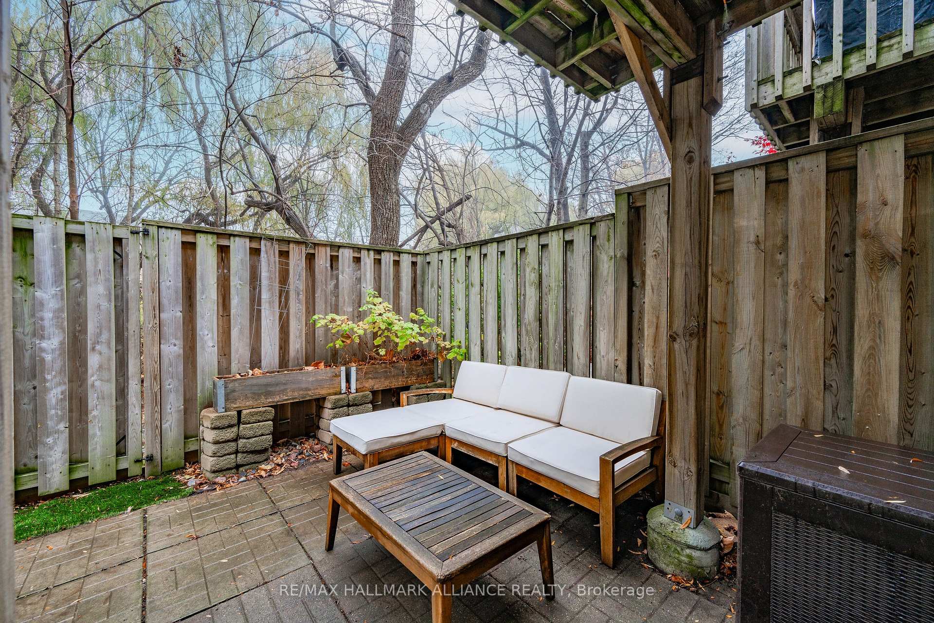 Photo 37 of Unit 36, 76 Frances Avenue, Hamilton, Stoney Creek — HOMEH