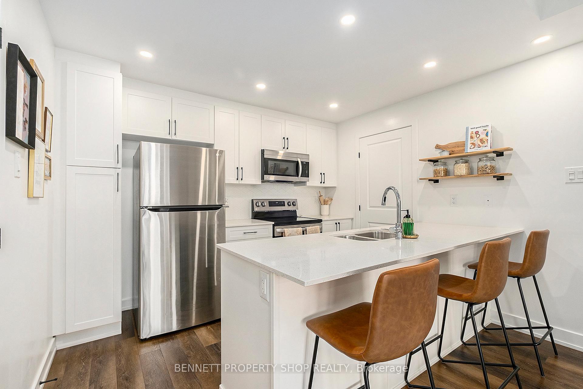 Photo 7 of Unit G, 380 Rolling Meadow Crescent, Ottawa, Mer Bleue/Bradley Estates/Anderson Park — HOMEH