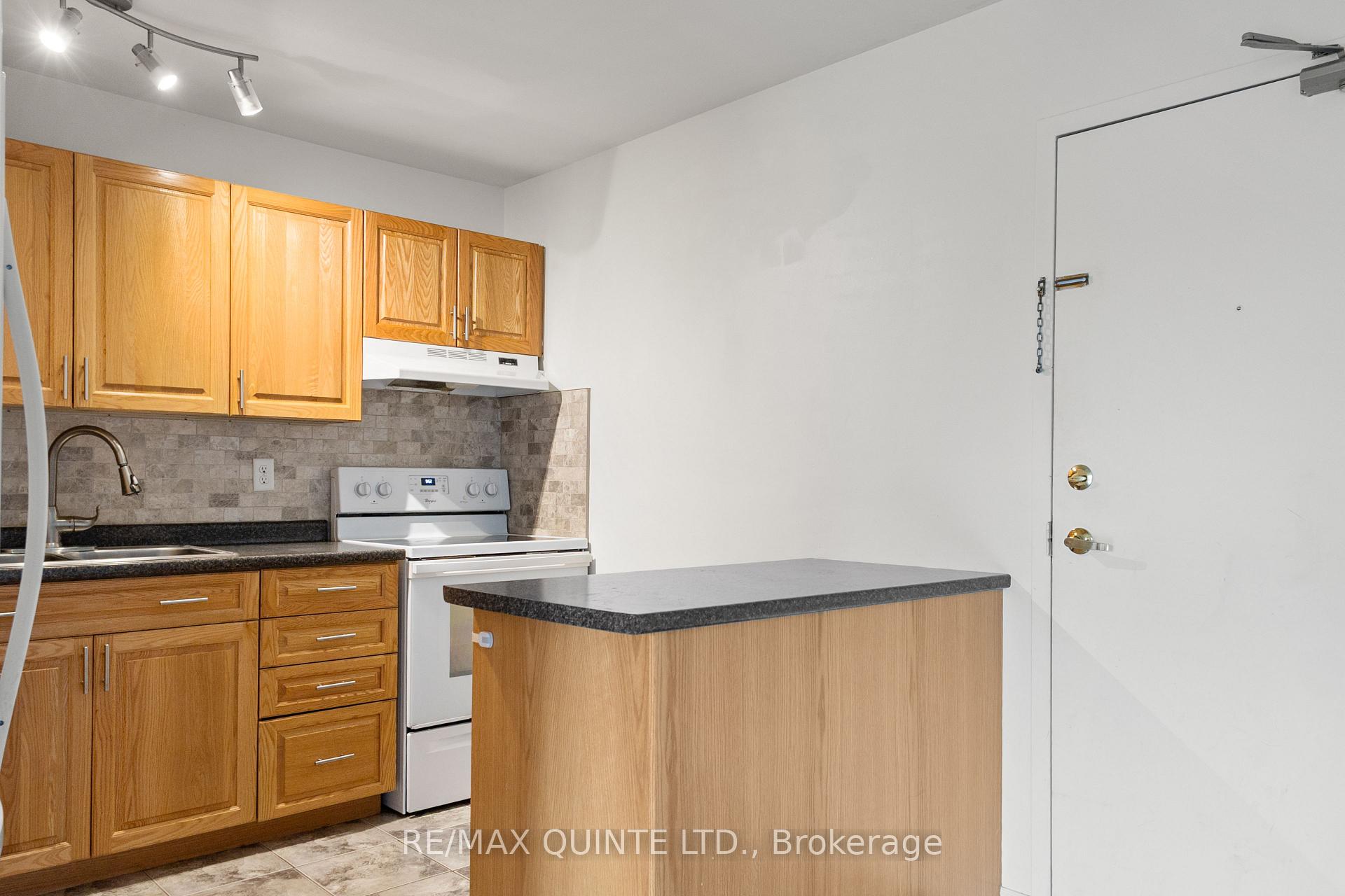 Photo 7 of Unit 312, 175 Haig Road, Belleville, Belleville Ward — HOMEH