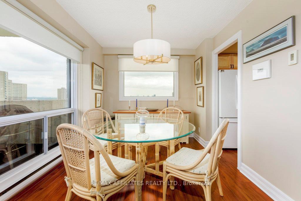 Photo 12 of Unit 1705, 1195 Richmond Road, Ottawa, Woodroffe — HOMEH
