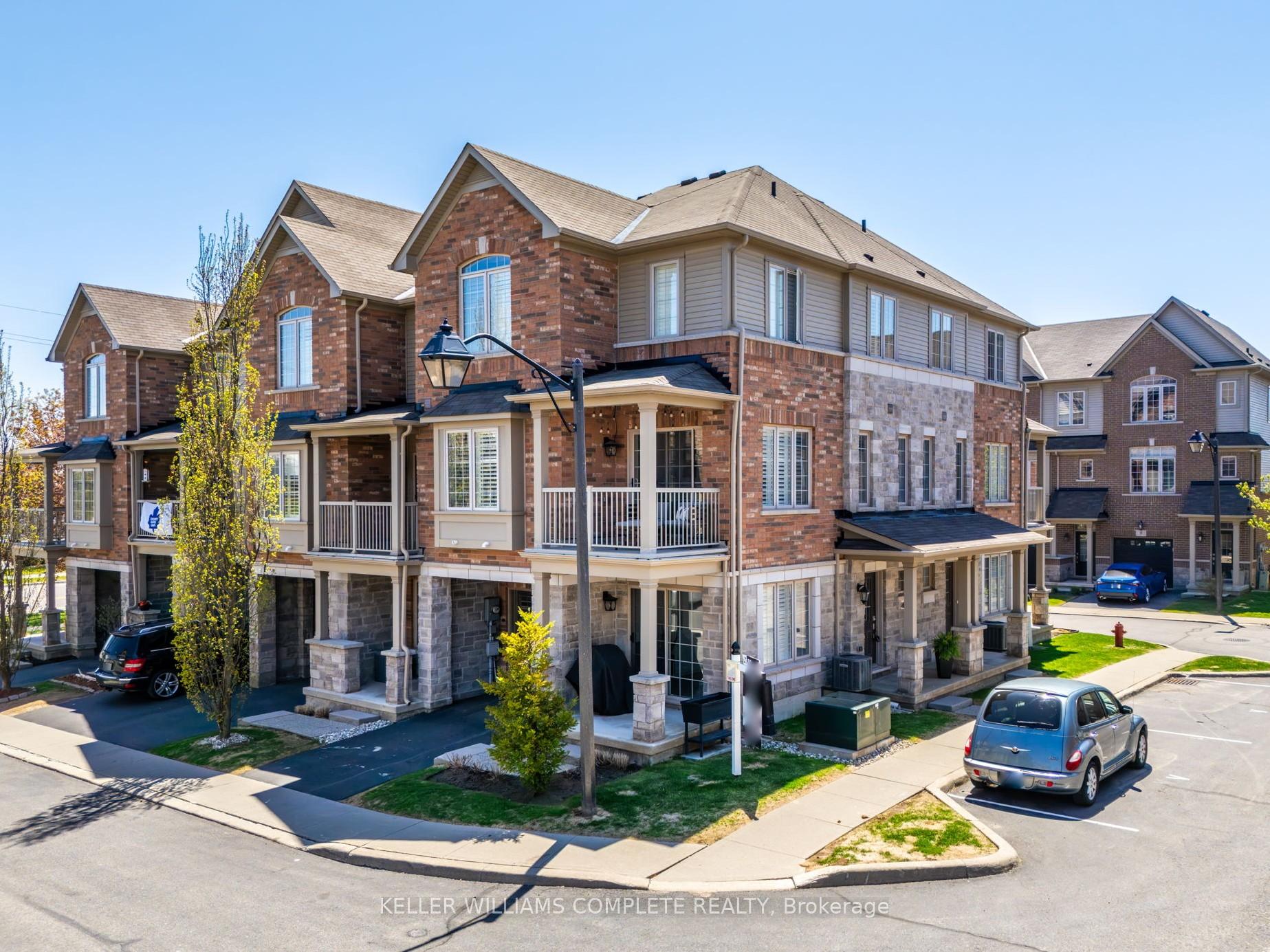 Photo 2 of Unit 40, 257 Parkside Drive, Hamilton, Waterdown — HOMEH