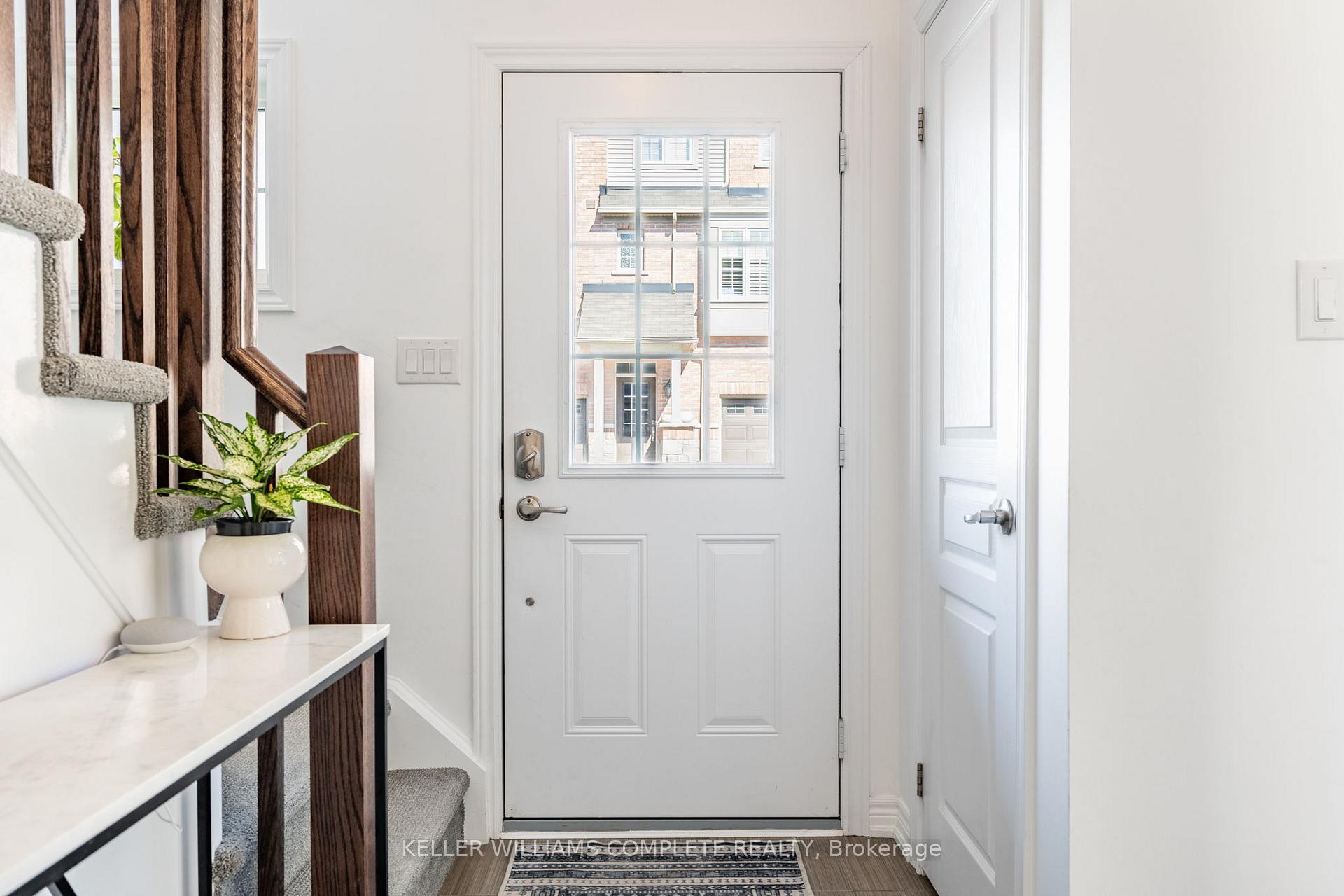 Photo 3 of Unit 40, 257 Parkside Drive, Hamilton, Waterdown — HOMEH