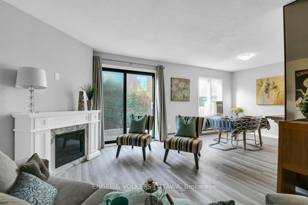 Photo 6 of 46 Bethune Court, Ottawa, Kanata - Beaverbrook — HOMEH