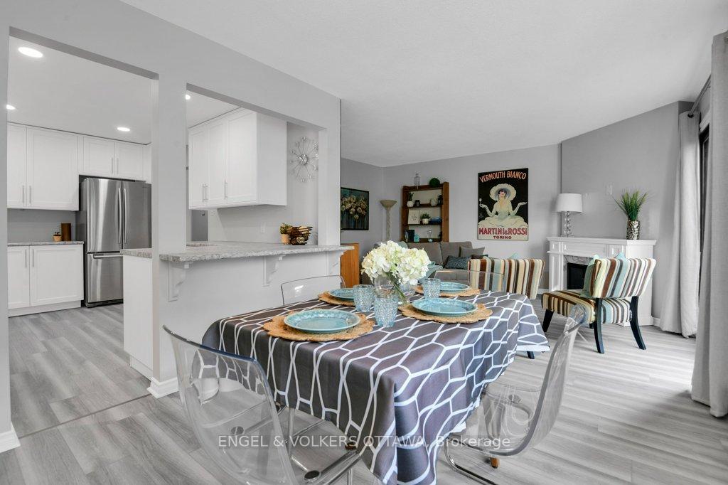 Photo 9 of 46 Bethune Court, Ottawa, Kanata - Beaverbrook — HOMEH