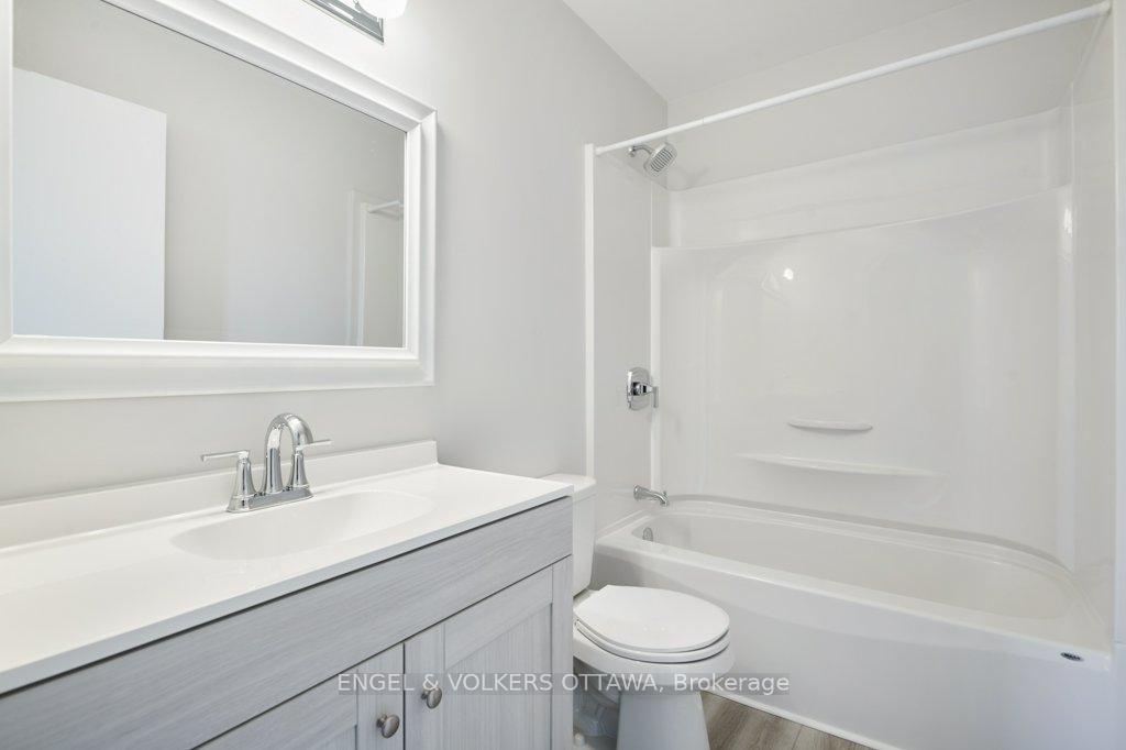 Photo 19 of 46 Bethune Court, Ottawa, Kanata - Beaverbrook — HOMEH