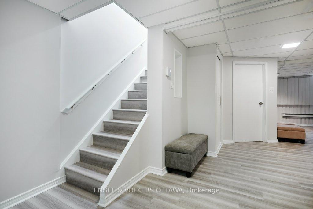 Photo 28 of 46 Bethune Court, Ottawa, Kanata - Beaverbrook — HOMEH
