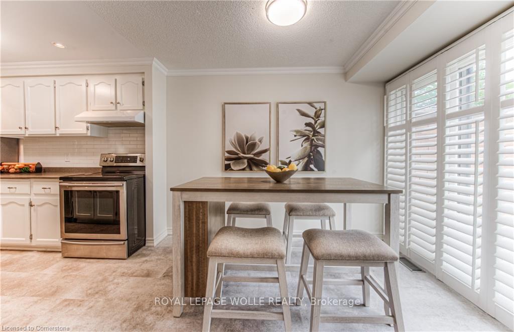 Photo 11 of Unit 2, 410 Craigleith Drive, Waterloo — HOMEH