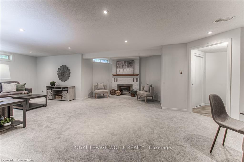Photo 30 of Unit 2, 410 Craigleith Drive, Waterloo — HOMEH