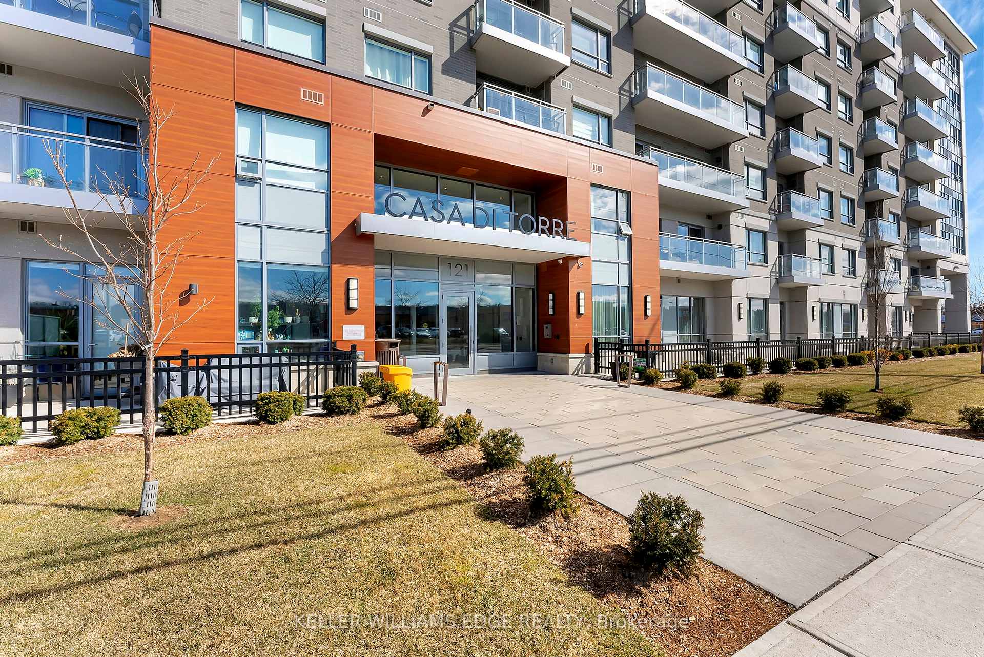 Photo 3 of Unit 504, 121 Highway 8, Hamilton, Stoney Creek — HOMEH
